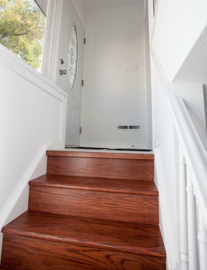 Cozy 3Br 2Bth Lower Unit, A Min To Hwy401, 404 & Dvp Villa Toronto Eksteriør bilde